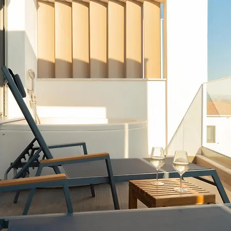 Garden By Paralia Living نيكيتي