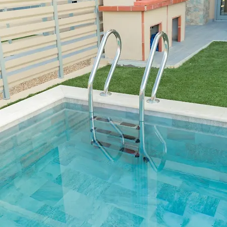 فندق Garden By Paralia Living *