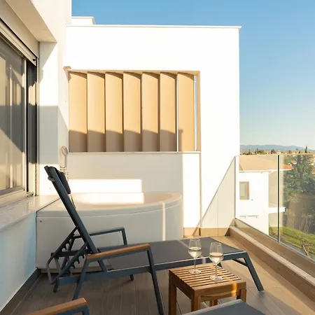 Garden By Paralia Living Otel Nikiti (Sithonia)