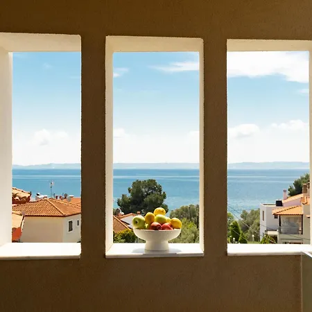Garden By Paralia Living