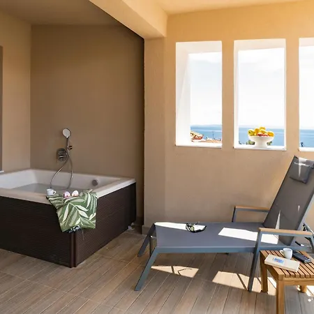 Otel Garden By Paralia Living